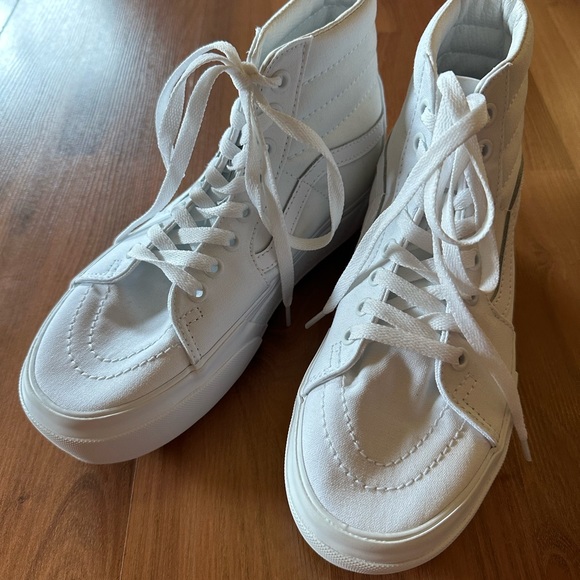 Vans high top Sk8-Hi white sneakers (6.5 womens) New - Picture 7 of 11